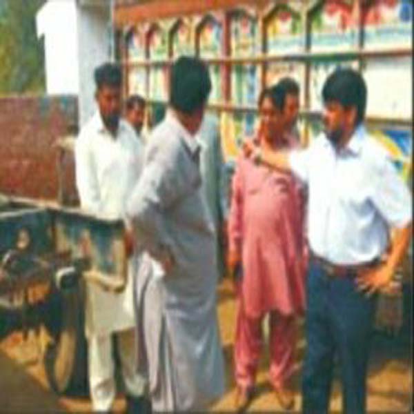 اسسٹنٹ کمشنر پتوکی کا بس ، ٹرک اڈوں کا دورہ  